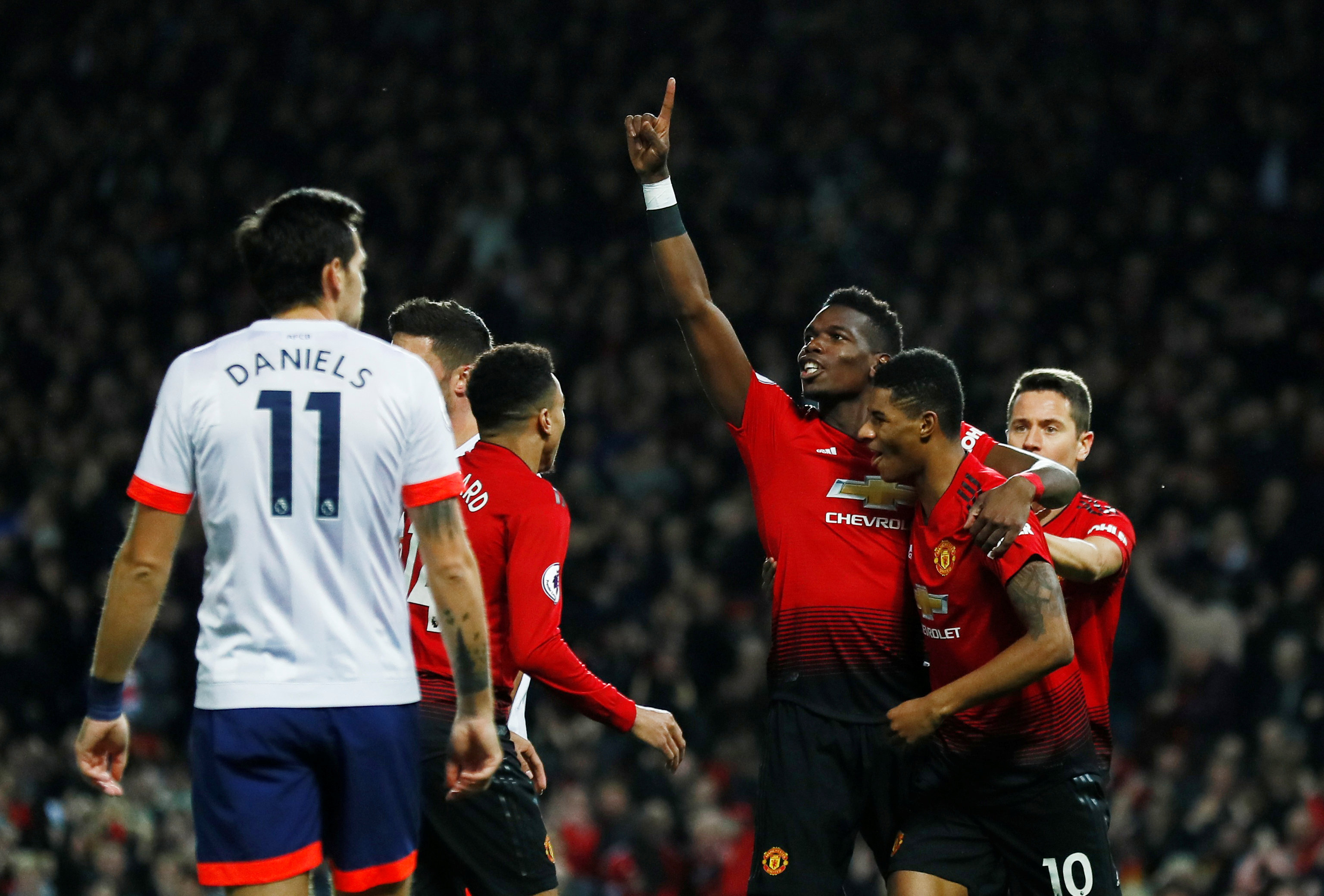 超越了简单 超越了简单